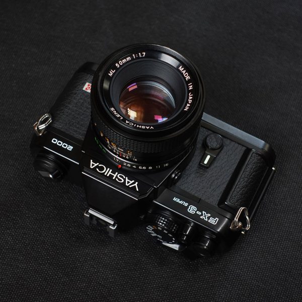 Yashica FX-3 Super 2000